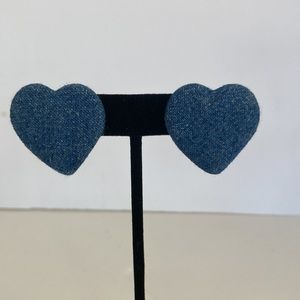 Z2 Jean heart earrings.